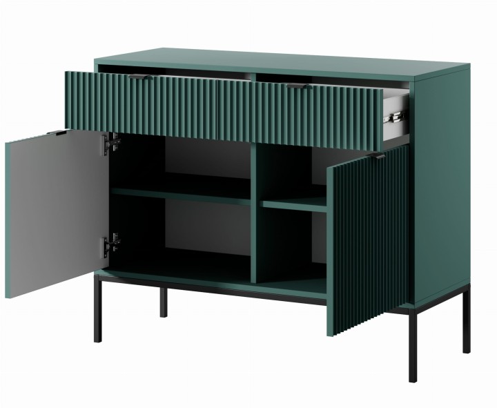Piaski 23 08 09 Nova 6 Labrador czarny otwarte biale tlo.jpg